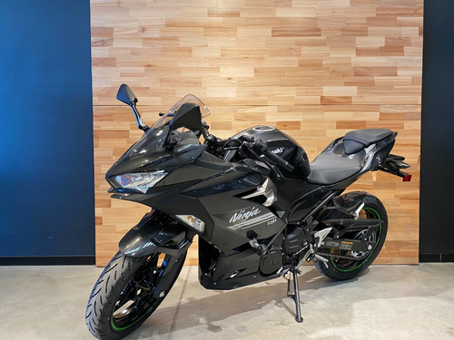 Imagen 13 de 15 de Kawasaki Ninja 400 0km