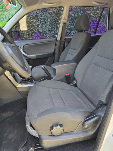 Chery Tiggo 1.6 F2 Confort 4x2 125cv