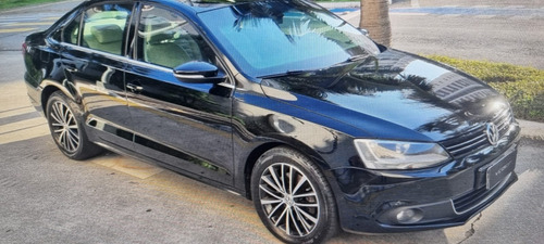 Volkswagen Jetta 2.0 Tsi Highline 4p