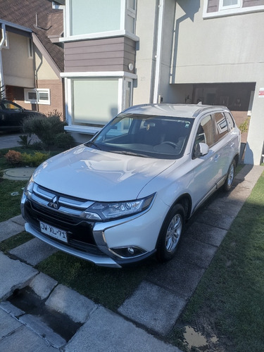 Imagen 1 de 15 de Mitsubishi Outlander Automático