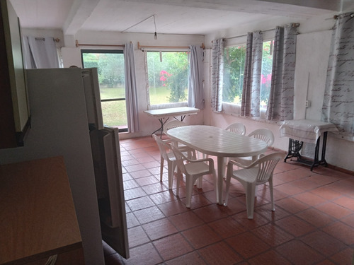 Casa 3 Dormitorios 3 Baños Estufa A Leña Parrillero Barbacoa Cochera