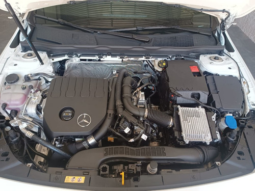 Mercedes-Benz Clase A 1.3 A200 163cv Progressive Sedan