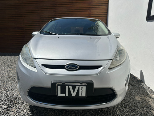 Ford Fiesta Kinetic 1.6 Design 120cv Titanium