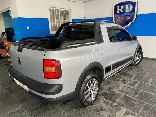 Imagem 13 de 15 de Volkswagen Saveiro 1.6 Cross Ce Manual 2014 Prata