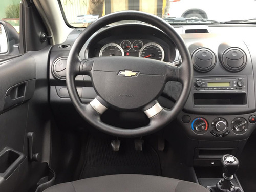 Imagen 9 de 15 de Chevrolet Aveo 2018