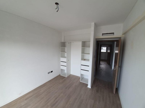 Imagen 8 de 16 de Venta Departamento De 3 Amb En Liniers