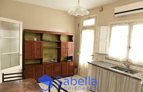 Imagen 9 de 30 de Venta De Casa Apta Profesional En La Plata.