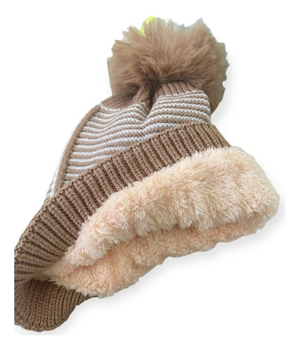 Gorrito Bebé Invierno Rayas Y Pompón