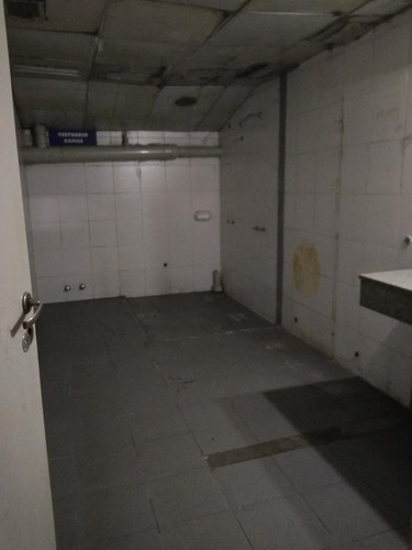 Imagen 8 de 15 de Super Local Ex Casa Tia. 1450 M2 En Pb. Frente A La Estacion De Quilmes.