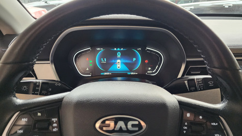 JAC J7 1.5T Quantum Cvt