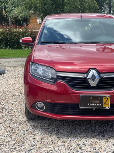 Renault Logan 1.6 Privilege / Intens