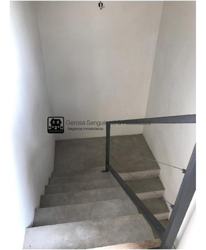 Moderna Casa En Pinares, Ubicada A 3 Cuadras Del Mar- Ref: 1329