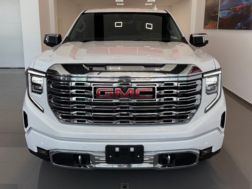 GMC Sierra 6.2 V8 Denali