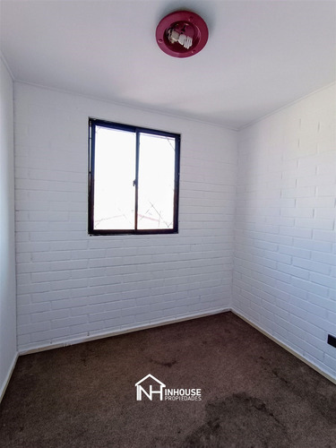 Casa En Venta De 4 Dorm. En Puente Alto