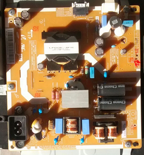 Fuente De Pantalla Samsung Un40h5153af (Usado)