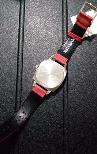 Reloj Calvin Klein Fraternity Swiss Made A Meses S/intereses Rojo Acero Inoxidable Azul (Usado)
