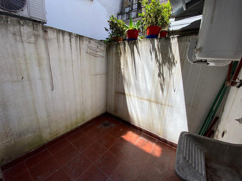 Venta - Ph En Barracas - Apto Credito - Permuta - Dos Ambientes - Sin Expensas - Patio