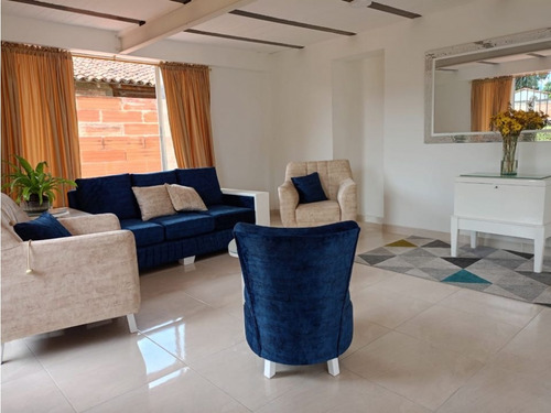 Se Vende Casa Campestre Para Estrenar 1.000 M2 Santa Elena El Cerrito