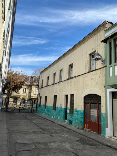 Casona Patrimonial A Un Excelente Precio Y A Pasos Del Metro