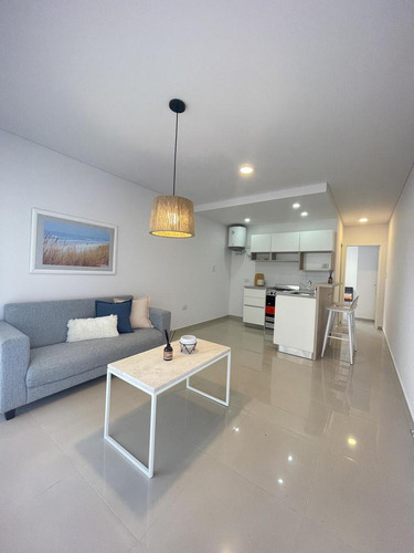 Imagen 1 de 23 de 1 D - Zona Uns - A Estrenar! - U$s 50.000