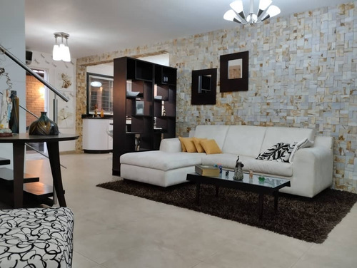 Imagen 8 de 16 de Town House En Conjunto Residencial Cantapiedra. Naguanagua. Zenaida Quintero