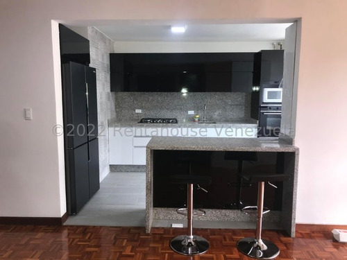 Lindo Apartamento En Excelente Zona Listo Para Mudarse La Trtinidad 23-19389 - Jca