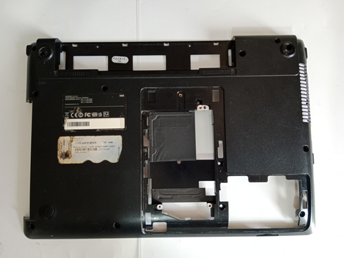 Carcasa Inferior De Samsung Np300e4z Usado 