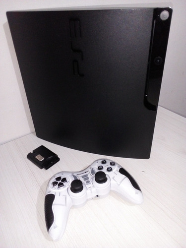 Imagen 1 de 4 de Play Station 3 Slim Con Software Hybrid