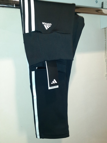 Legging Capri adidas Negra Tm Para Mujer Gym