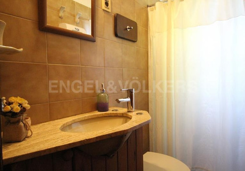 Imagen 12 de 15 de Cálida Casa En Parque Miramar A La Venta