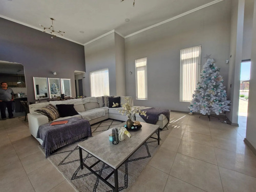 Grace Kelm Vende/parcela Con Bella Casa(4 Dorm 3 Baños)ampli
