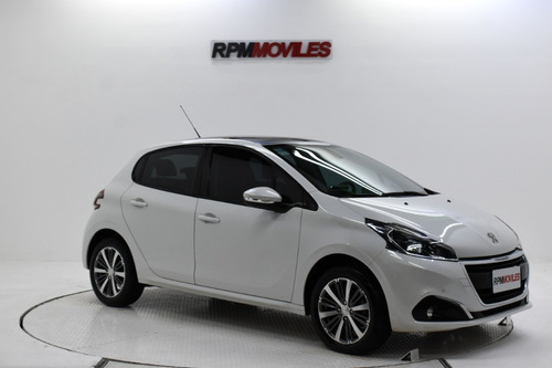 Imagen 3 de 13 de Peugeot 208 Feline Techo Manual Navegador 2019 Rpm Moviles