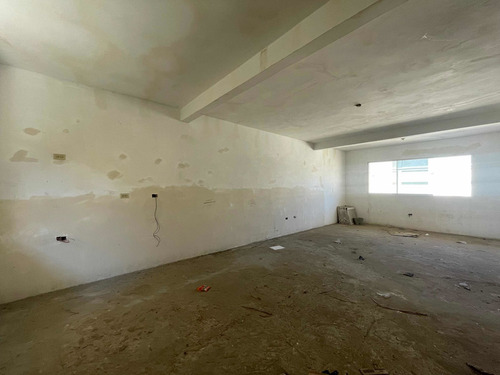 Imagen 8 de 18 de Town House En Venta En Nueva Barcelona El Cr Katuarito E