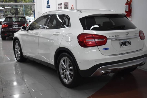 Mercedes-benz Clase Gla 1.6 Gla250 Amg-line 211cv 2016