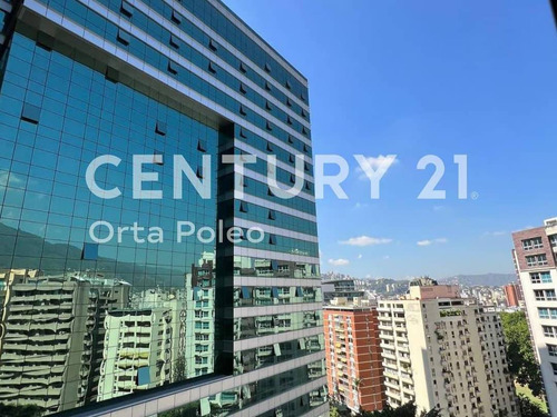 Piso De Oficina En Centro Empresarial La Esmeralda, Campo Alegre