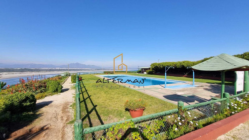 Casa En Condominio En Ritoque, Excelente Estado Y Ubicacion