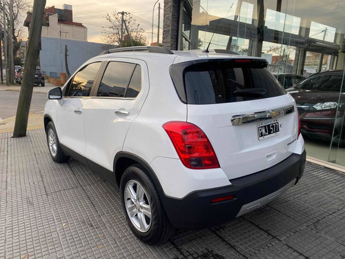Imagen 4 de 11 de Chevrolet Tracker 1.8 Ltz Fwd Mt 140cv