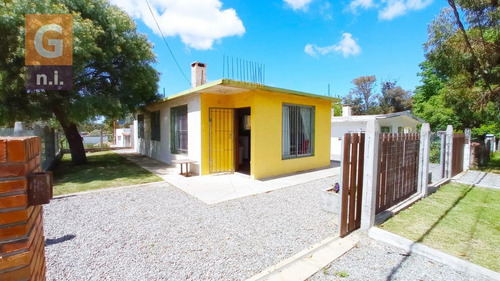 Casa En Piriápolis (playa Grande) - Ref. 1977