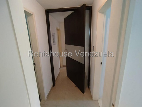 En Alquilar Apartamento En Los Naranjos Humboldt 25-22027 Gf