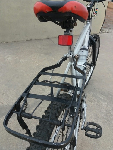 Imagen 2 de 5 de Bicicleta Montañera Aro 26 Con Parrilla Lista Para Usar