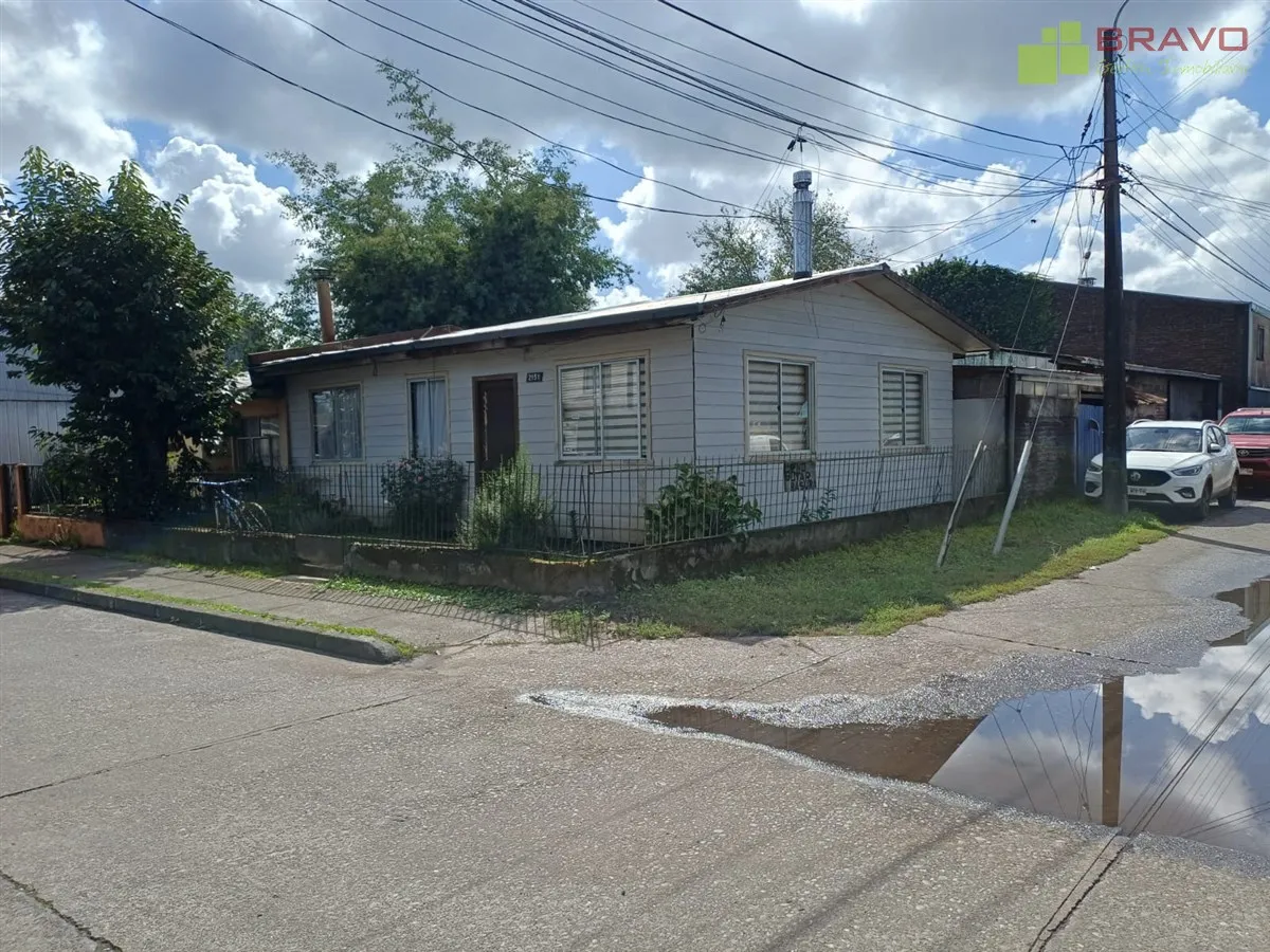En Venta Casa 2 Dormitorios 300 M2 Terreno Esquina Temuco