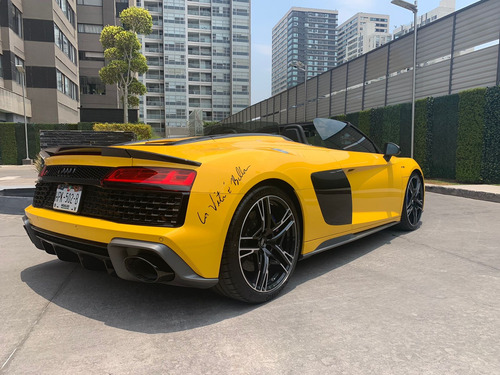 R8 Spyder Performance