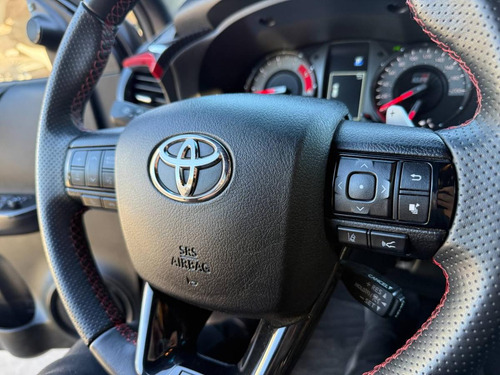 Toyota Hilux 2.8 Dc 4x4 Tdi Gr-s Iv At6 2024