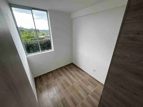 Apartamento En Arriendo En Frailes/dosquebradas (279057310).