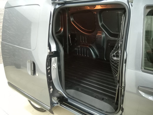 Imagen 16 de 25 de Renault Kangoo Emotion 2022