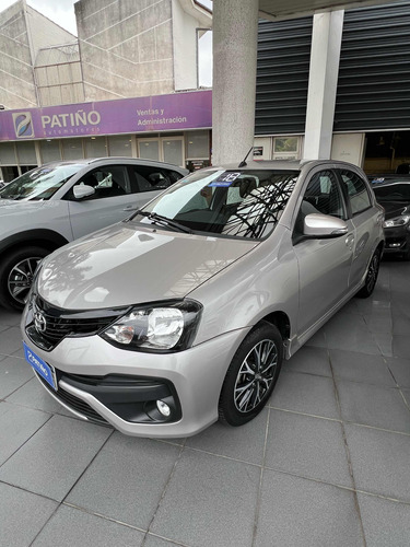 Toyota Etios 1.5 XLS MT