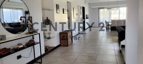 Imagen 2 de 30 de Hermosa Casa En Venta En Club De Campo Hacoaj
