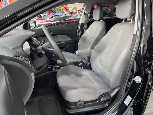 Imagem 4 de 20 de Hyundai Hb20s 1.6 Comfort Plus 16v 2015