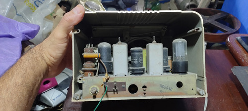 Rádio Valvulado Rca Funciona Leia Descrição Antes Da Compra (Usado)
