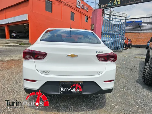 Chevrolet Onix 1.0T Lt